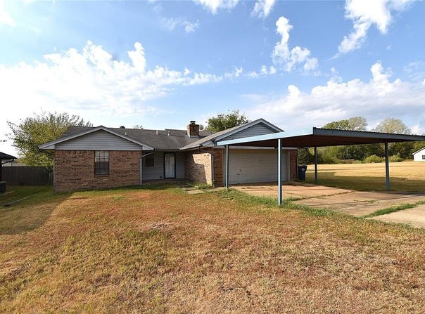 2007 Mary Avenue, Seminole, OK 74868