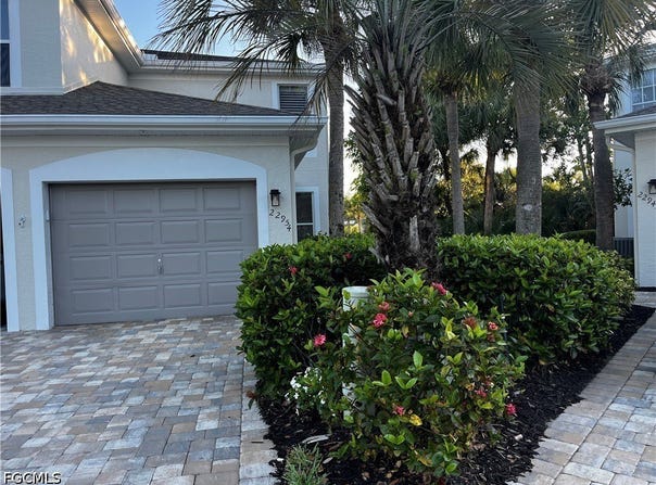 22954 Lone Oak Drive, Estero, FL 33928