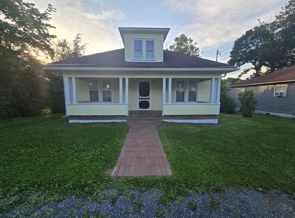 213 Ridge Ave, BECKLEY, WV 25801