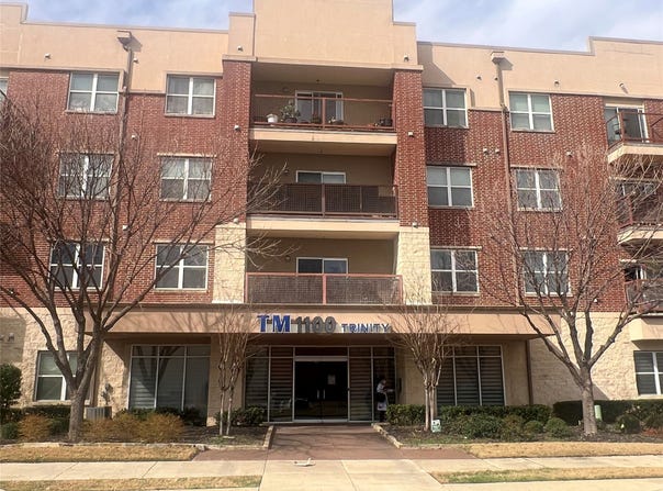 1100 W Trinity Mills Road, Carrollton, TX 75006