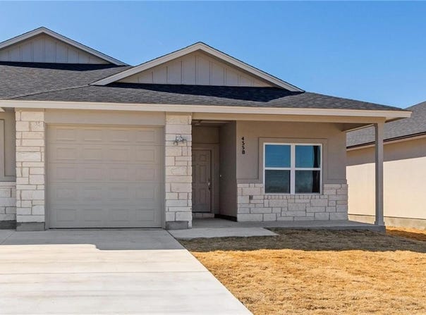 365 County Road 306, Jarrell, TX 76537