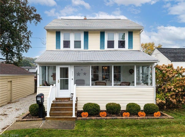 343 Kathron Avenue, Cuyahoga Falls, OH 44221