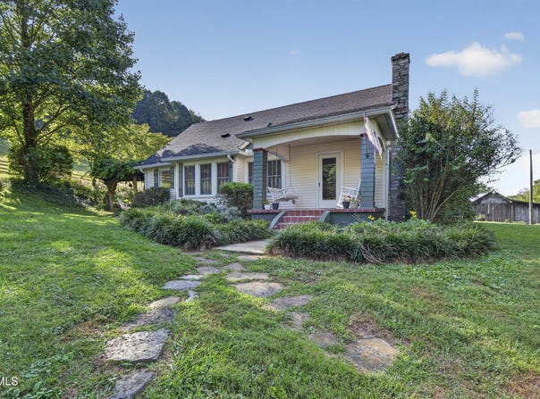 28450 Smyth Chapel Road, Meadowview, VA 24361