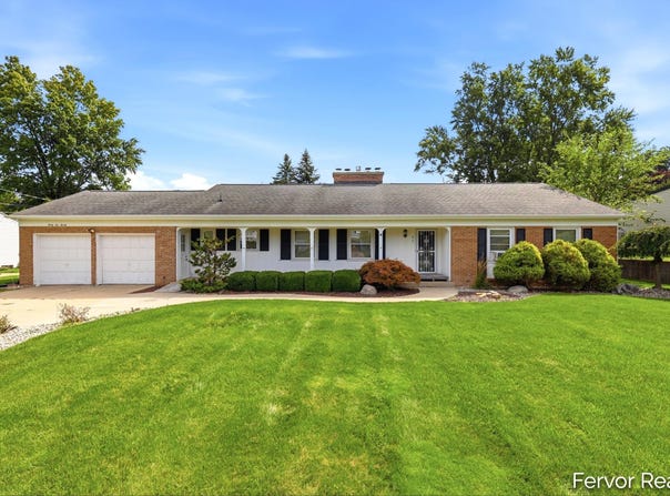 3520 Chamberlain Avenue SE, Grand Rapids, MI 49508