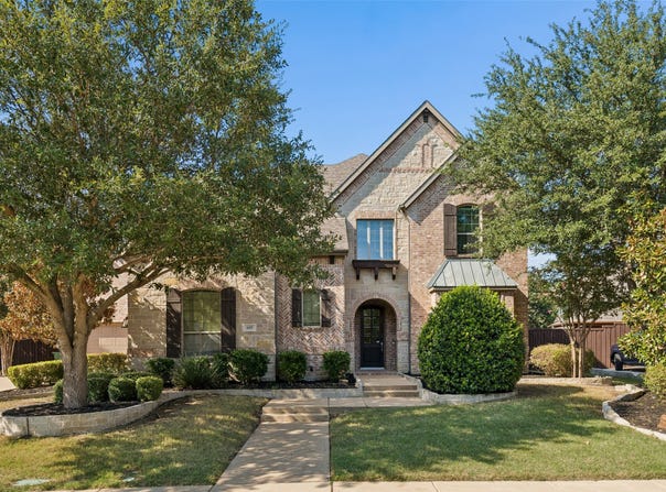 605 Royal Glen Drive, Murphy, TX 75094