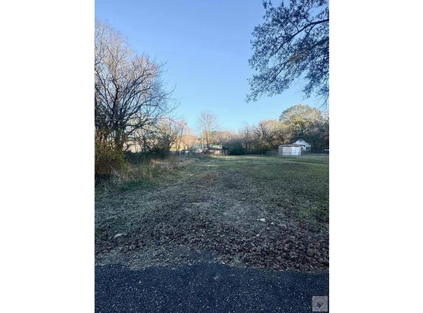 1603 Harlem, Texarkana, TX 75501