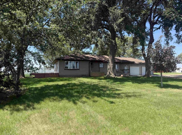 21209 Hwy 140, Remsen, IA 51050