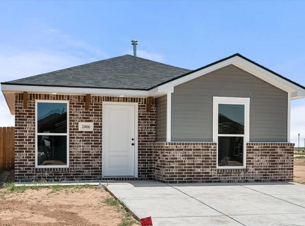 2006 Tractor Avenue, Wolfforth, TX 79382
