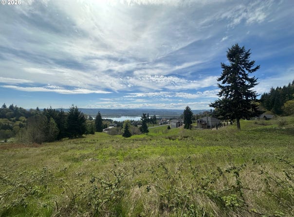 202 WINDY RIVER Rd, Kalama, WA 98625