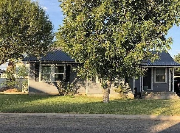 1002 S Katherine, Crane, TX 79731