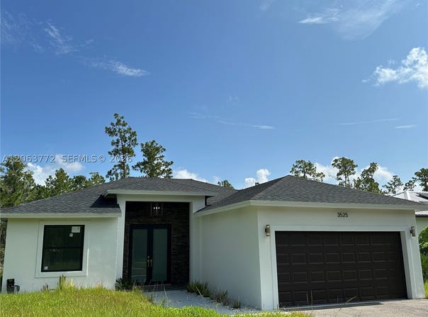 3525 43 Ave, NE, Naples, FL 34120