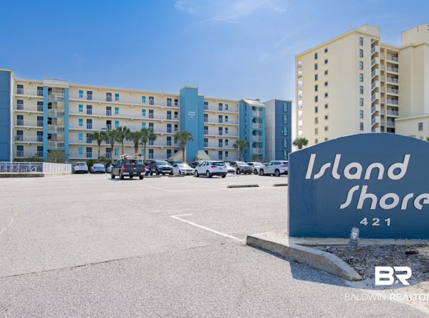 421 E Beach Boulevard, Gulf Shores, AL 36542