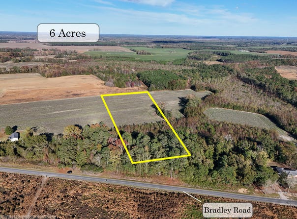 Bradley Road, Elliott, SC 29010