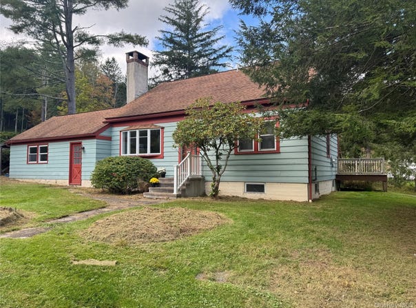 2 Hickory Lane, Narrowsburg, NY 12764