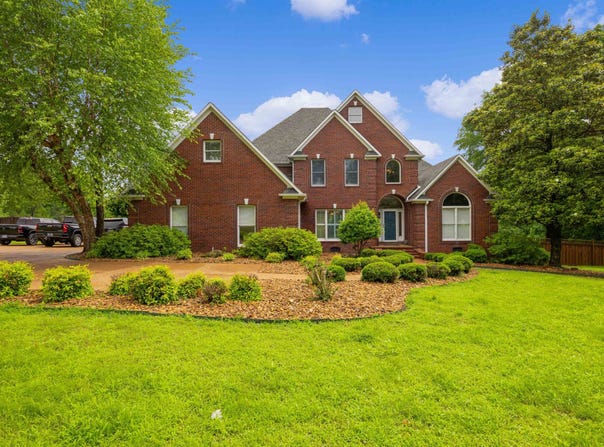 294 Beasley Drive, Lexington, TN 38351