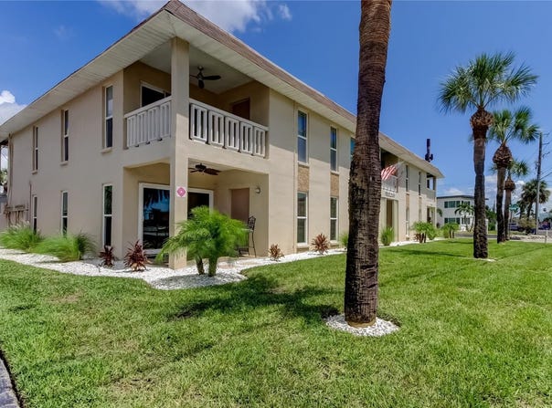 7003 SUNSET Way, ST PETE BEACH, FL 33706