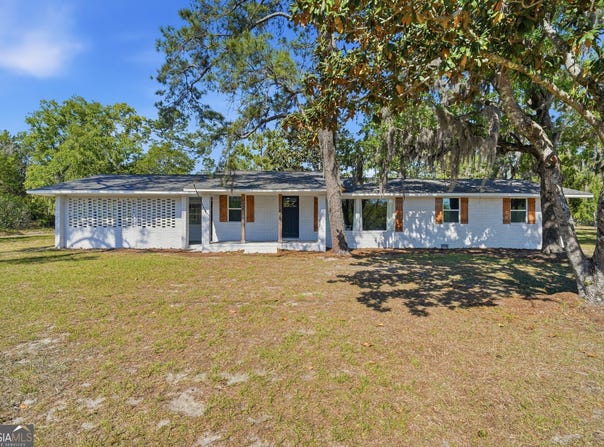 2448 Ware Street, Blackshear, GA 31516