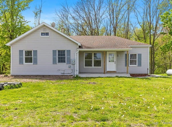 1751 E Boyer Road, Fenwick, MI 48834