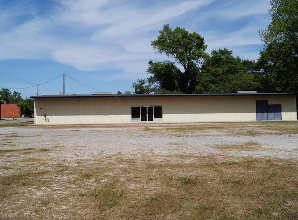 402 Carrol St., Jackson, AL 36545