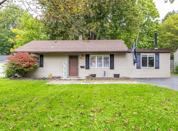 23 Seneca Street, Webster, NY 14580