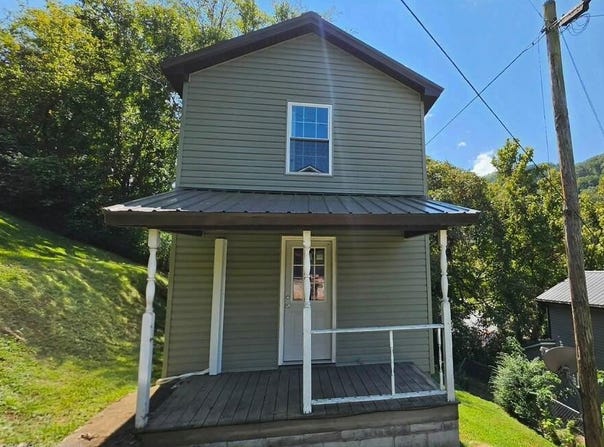 6159 Kentucky 7, Garrett, KY 41630