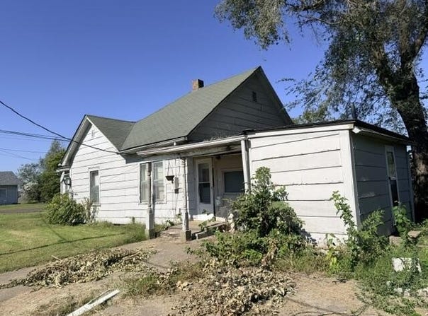 229 Jefferson St, Slater, MO 65349