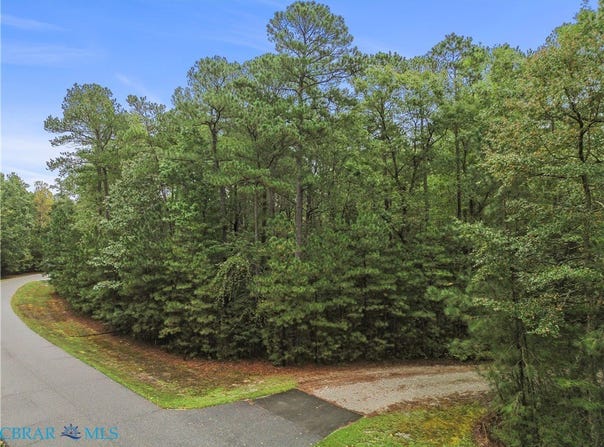 Riverwatch Drive, Gloucester, VA 23061