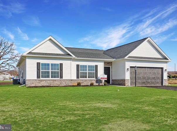 JASMINE DR, LEBANON, PA 17042