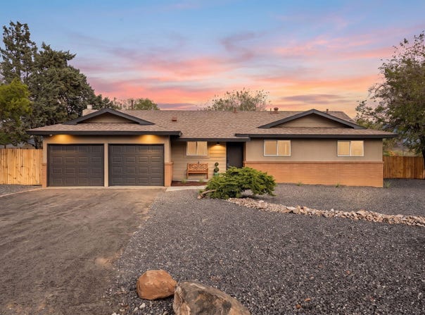 1119 Patricia Circle NW, Corrales, NM 87048