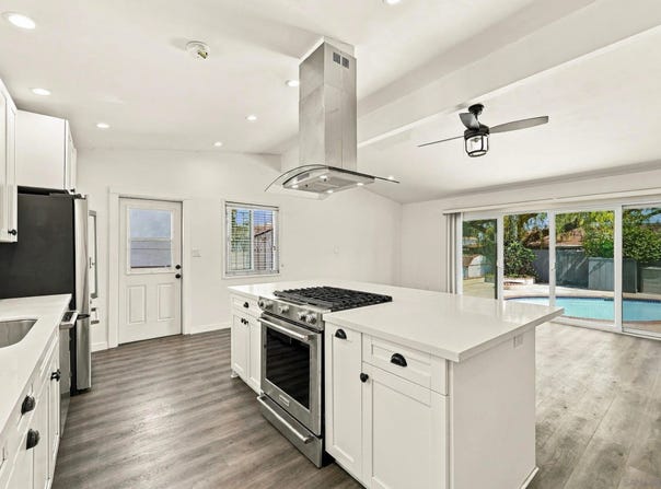 669 Melrose Ave, Chula Vista, CA 91910