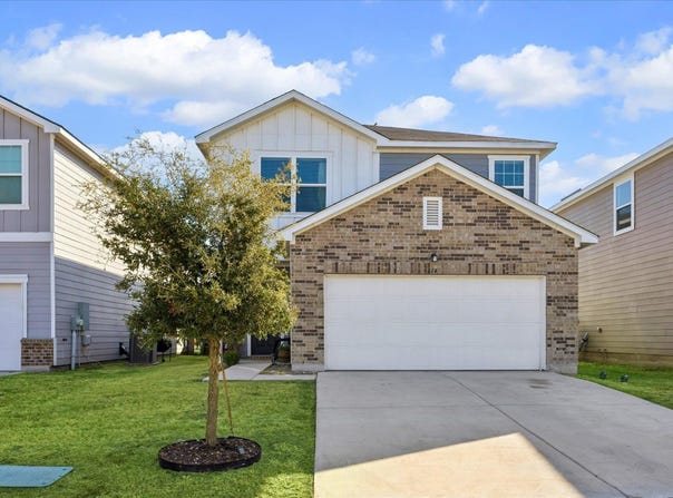 114 Gemsbok RD, Hutto, TX 78634