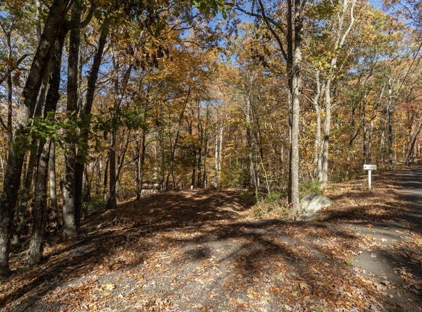 4 Laurel Lane, Clinton, CT 06413