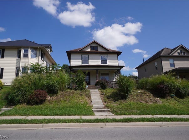 718 Clark Street, Cambridge, OH 43725