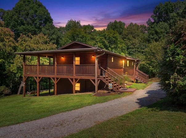 223 Mountain Breezes Drive, Hayesville, NC 28904