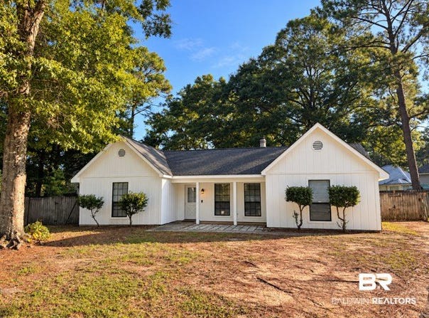 204 Straford Circle, Daphne, AL 36526