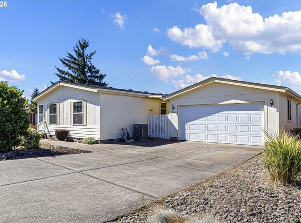 510 PATRICK Loop, CottageGrove, OR 97424