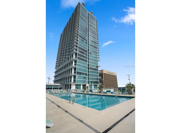 150 E ROBINSON Street, ORLANDO, FL 32801