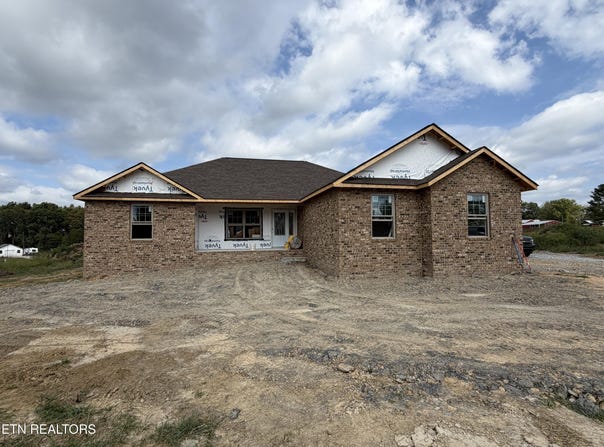 899 Keating Loop, Crossville, TN 38555