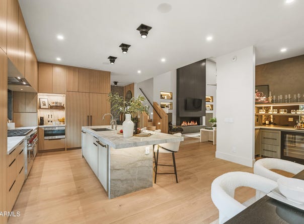 2433 LINK SMITH, Flagstaff, AZ 86005