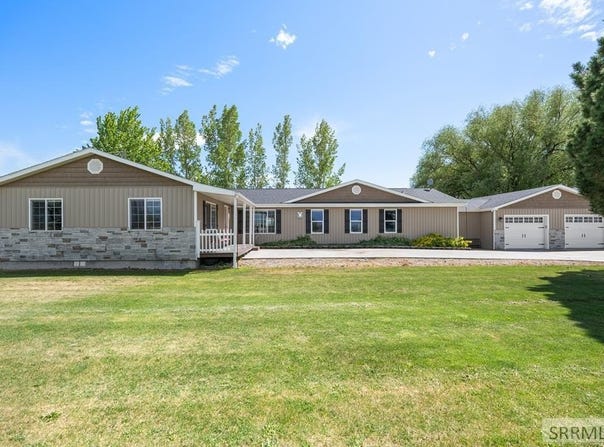 853 E 900 N, Shelley, ID 83274