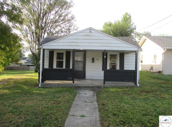 612 E Gordon Street, Marshall, MO 65340