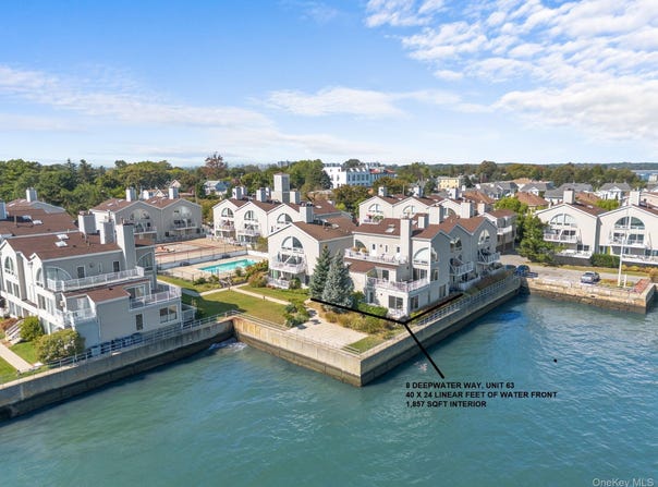 8 Deepwater Way, Bronx, NY 10464