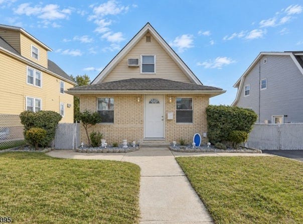 532 Leo St, Hillside Twp., NJ 07205-1727