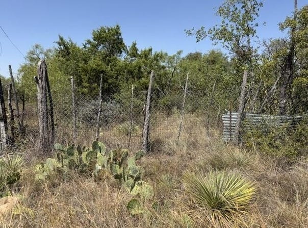 4-6 N Walnut, Brady, TX 76825