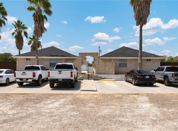 401 J.C. Ramirez Avenue, Roma, TX 78584