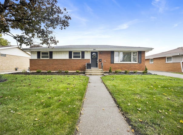 397 FOREST PRESERVE Drive, Wood Dale, IL 60191