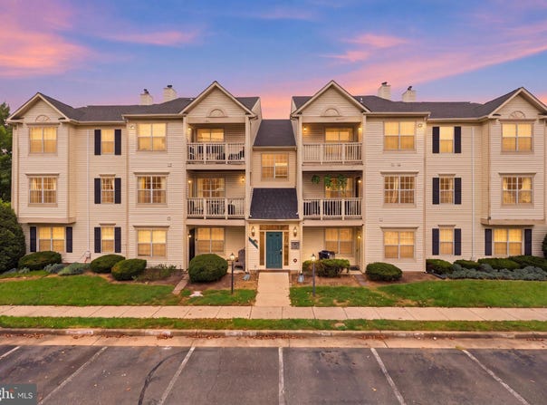 11006 KOMAN Circle, MANASSAS, VA 20109