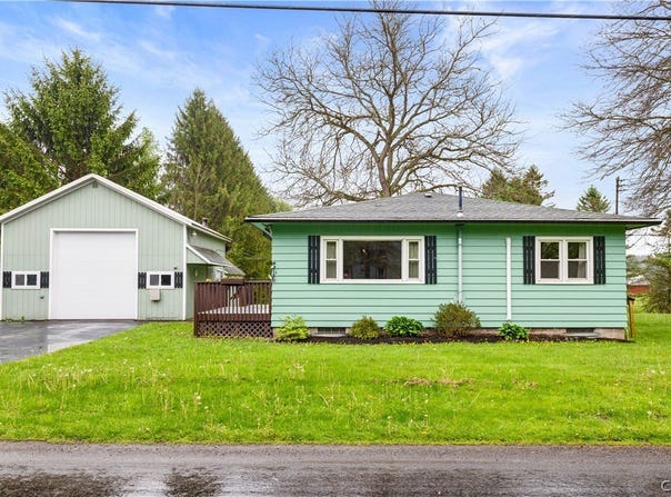 15 Burdick Avenue, Edmeston, NY 13335