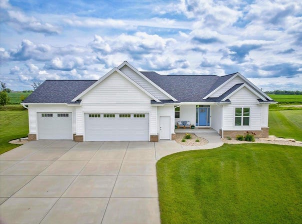 6607 Kades Forge, Sun Prairie, WI 53590