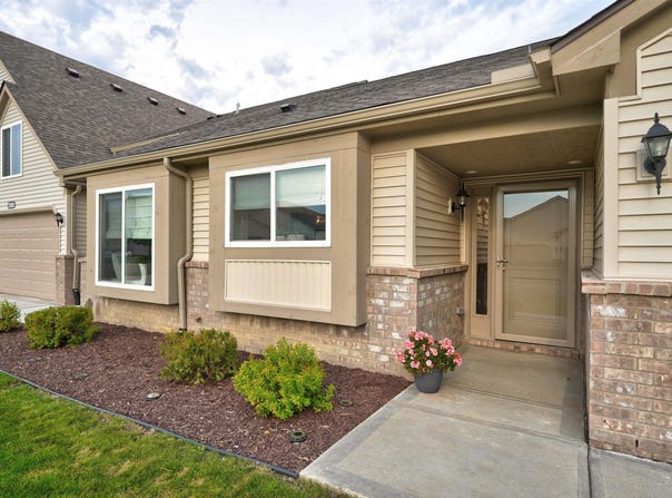 31003 Gregory Street, Grand Blanc, MI 48439